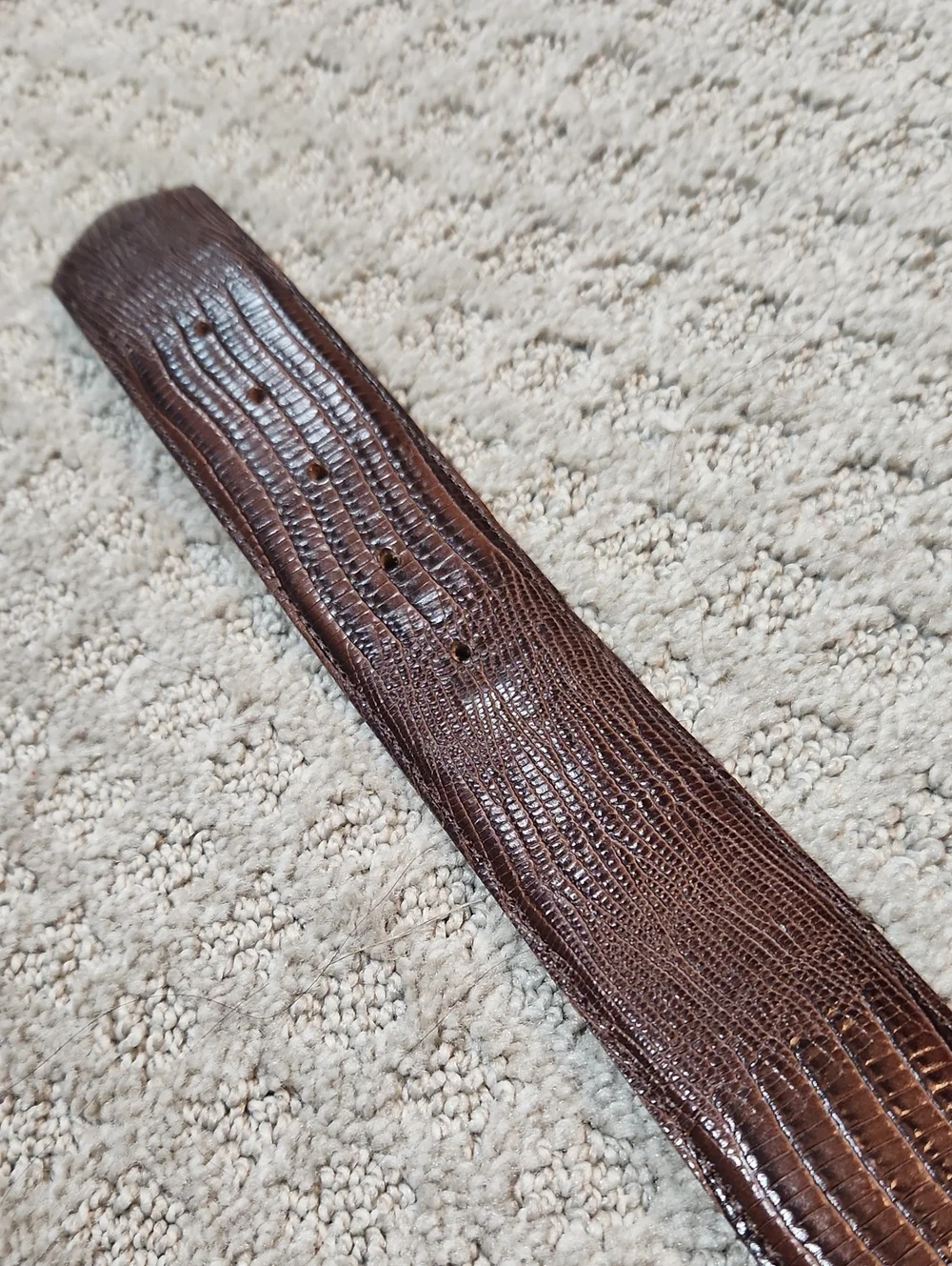 Mark Shale Reptile Embossed Textured Brown Leather Belt Gold Buckle Size Medium